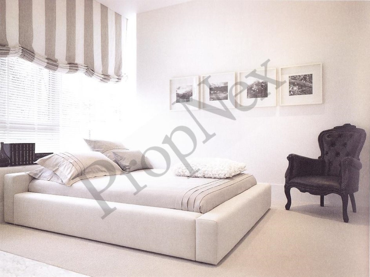 Marina Collection gallery image 5