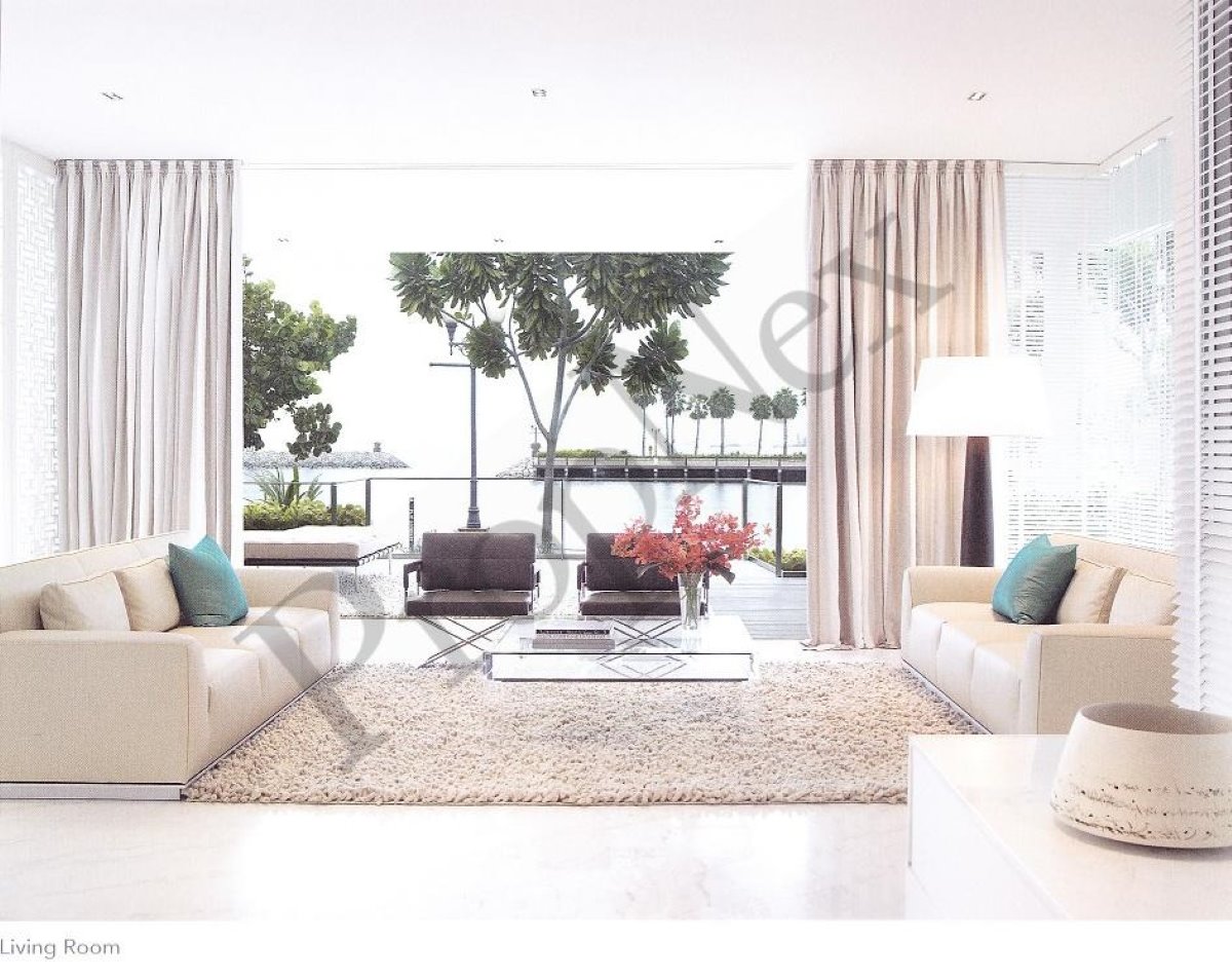 Marina Collection gallery image 4